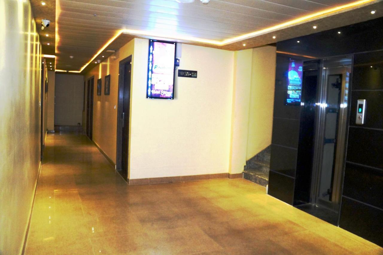 Hotel Shivoy Grand Varanasi Exterior foto
