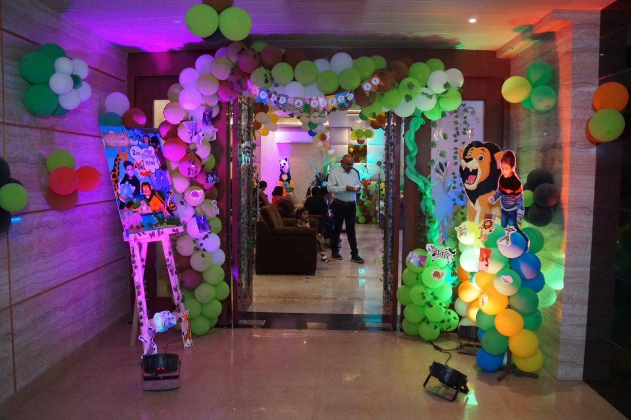 Hotel Shivoy Grand Varanasi Exterior foto